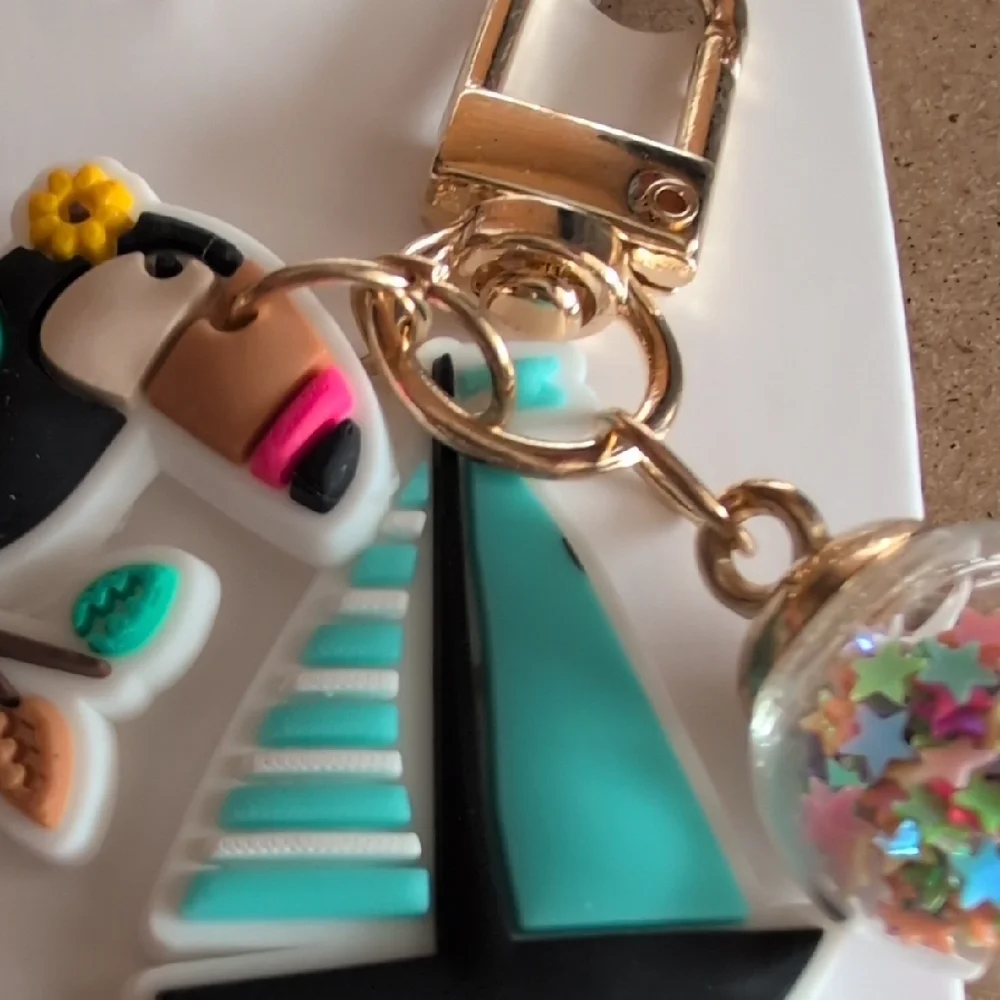 N/A charming keychain